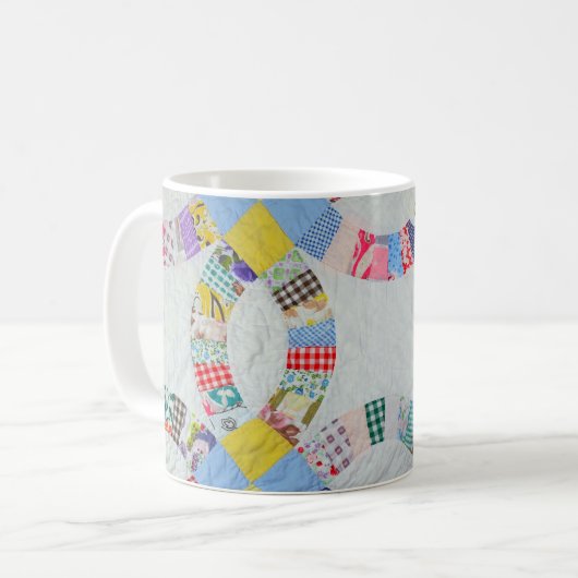 Farbenfrohe Patchwork-Steppdecke Kaffeetasse (Vorderseite Links)