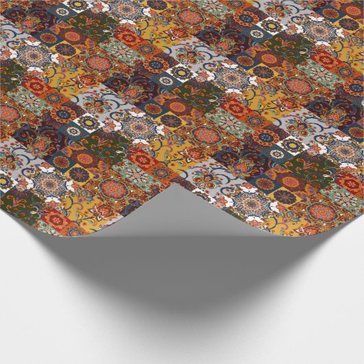 Farbenfrohe Patchwork-Tile: Majolica Pottery Style Geschenkpapier (Ecke)