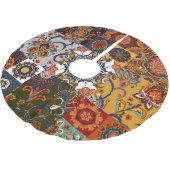 Farbenfrohe Patchwork-Tile: Majolica Pottery Style Polyester Weihnachtsbaumdecke (Schrägansicht)