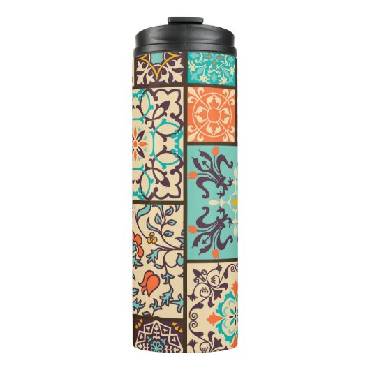 Farbenfrohe Patchwork-Tile: Motive der islamischen Thermosbecher (Vorderseite)