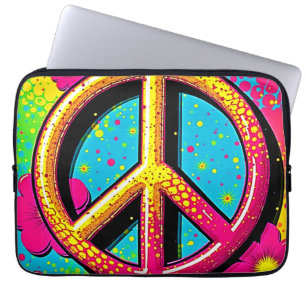 Farbenfrohe Peace & Love Stimmung Laptopschutzhülle
