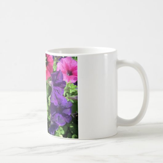 Farbenfrohe Petunias Kaffeetasse (Rechts)