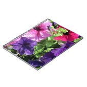 Farbenfrohe Petunias Notizblock (Linke Seite)