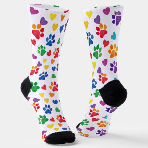 Farbenfrohe Pfotenabdrücke und Herz Crew Socken
