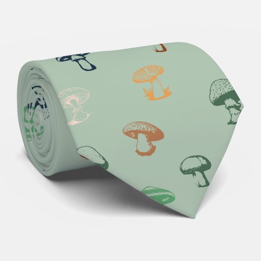 Farbenfrohe Pilze im soliden grünen Hintergrund Krawatte (Gerollt)