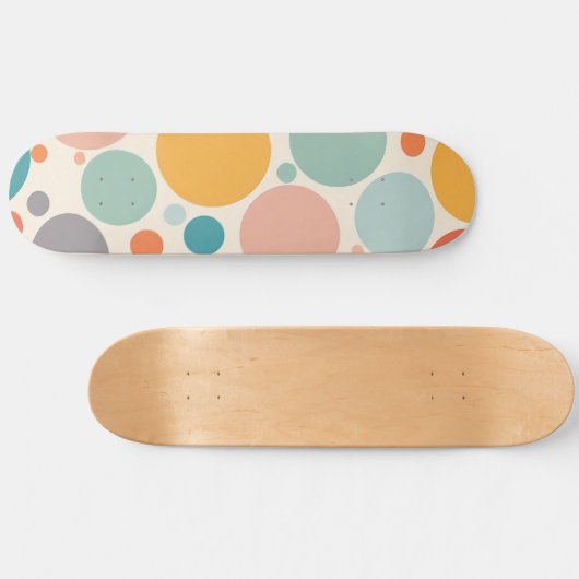 Farbenfrohe Polka Dots Skateboard (Horizontal)