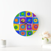 Farbenfrohe Polka Dots & Squares Große Kunstschlos Wanduhr (Zuhause)