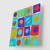 Farbenfrohe Polka Dots & Squares Kunstschloss Runde Wanduhr (Winkel)