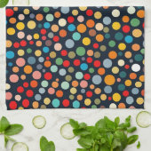 Farbenfrohe Polka Punkte auf dunklem Hintergrund Geschirrtuch (Gefaltet)