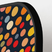 Farbenfrohe Polka Punkte auf dunklem Hintergrund Pickleball Schläger (Linke Seite)