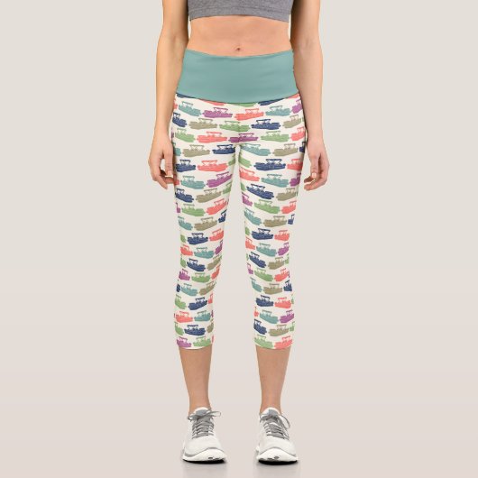 Farbenfrohe Pontoon Boote Gemusterte Boote Printwe Capri Leggings (Vorderseite)