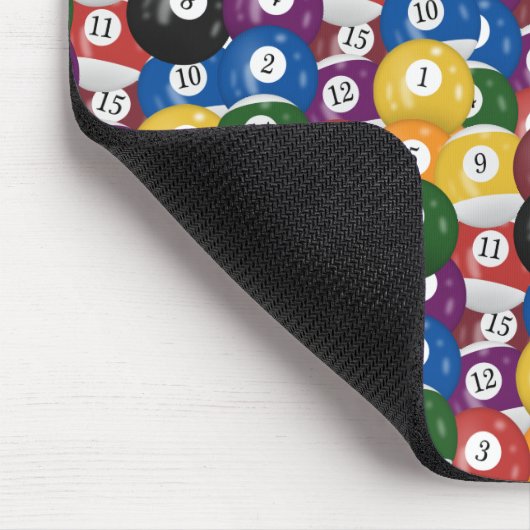 Farbenfrohe Pool Balls Mousepad (Ecke)