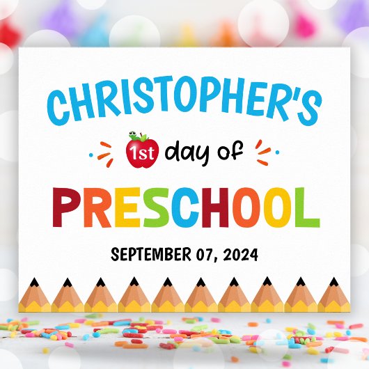 Farbenfrohe Poster zum ersten Schultag