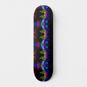Farbenfrohe psychedelische Effekte auf Skateboard (Vorderseite)