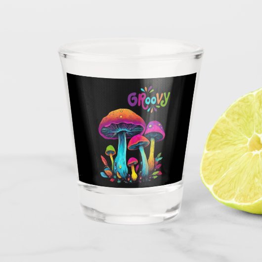 Farbenfrohe psychedelische Pilze- Schnapsglas (Vorderseite)