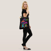 Farbenfrohe psychedelische Pilze Tasche (Am Model)