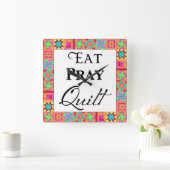 Farbenfrohe Quilt Blocks Border Art Eat Pray Quilt Quadratische Wanduhr (Zuhause)