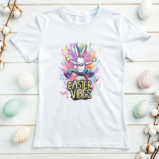 Farbenfrohe Rabbit Graffiti Ostervibes T-Shirt