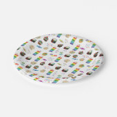 Farbenfrohe Rainbow Cake Desserts & Sprinkles Must Pappteller (Schrägansicht)