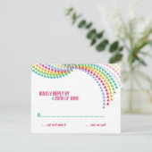 Farbenfrohe Rainbow Heart Sprinkles Wedding RSVP C (Stehend Vorderseite)