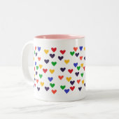 Farbenfrohe Rainbow Hearts Tasse (Vorderseite Links)