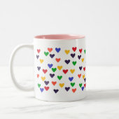 Farbenfrohe Rainbow Hearts Tasse (Links)