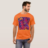 Farbenfrohe Random Waves Muster T-Shirt (Vorne ganz)