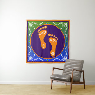 Farbenfrohe Rangoli mit Footprint Wandteppich