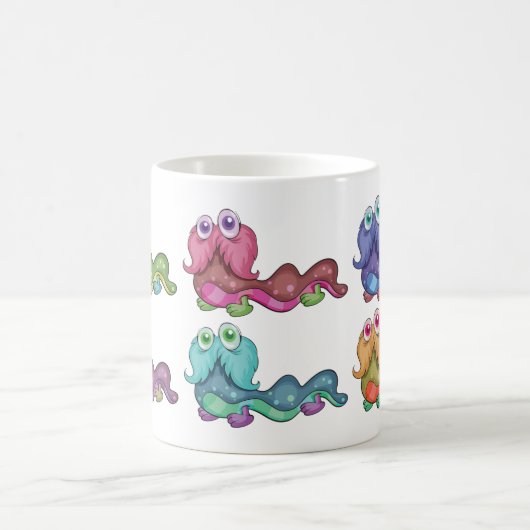 Farbenfrohe Raupen Spaß Whimsical Kaffeetasse (Mittel)
