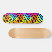 Farbenfrohe Regenbogen-Cheetah Nahtloses Muster Skateboard (Horizontal)