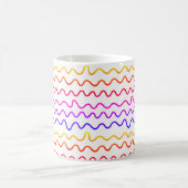 Farbenfrohe Regenbogen knistern Linien Minimal Mod Kaffeetasse (Mittel)