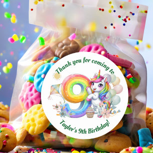 Farbenfrohe Regenbogen und Einhorn 9. Geburtstagsp Runder Aufkleber