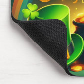 Farbenfrohe Regenbogengold St. Patrick's Day Mousepad (Ecke)