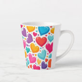 Farbenfrohe Regenbogenherzen Valentines Milchtasse (Rechts)