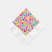 Farbenfrohe Regenbogenherzen Valentines Serviette (Ecke)