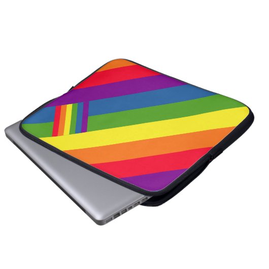 Farbenfrohe Regenbogenstreifen Feiern mit Fahne Laptopschutzhülle (Vorne Knopf)