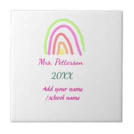 Farbenfrohe Regenbogenstreifen geben dem Lehrer de Fliese