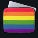 Farbenfrohe Regenbogenstreifen Laptopschutzhülle<br><div class="desc">Feiern Sie Diversity! Oder zeigen Sie ihnen einfach,  wie viel Sie alle Lieben! Geh schlicht und kühn mit der Regenbogenflagge!</div>