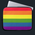 Farbenfrohe Regenbogenstreifen Laptopschutzhülle<br><div class="desc">Feiern Sie Diversity! Oder zeigen Sie ihnen einfach,  wie viel Sie alle Lieben! Geh schlicht und kühn mit der Regenbogenflagge!</div>