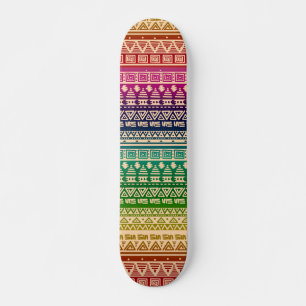 Farbenfrohe Regenbogenverzierung Skateboard