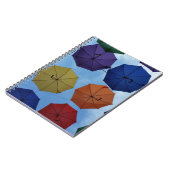Farbenfrohe Regenschirme Notizblock (Linke Seite)