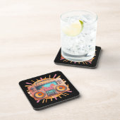 Farbenfrohe Retro-80er-Boombox mit Sonnenaufgang i Getränkeuntersetzer (Rechte Seite)