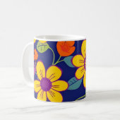 Farbenfrohe Retro-Blume im Dopaminstil Kaffeetasse (Vorderseite Links)