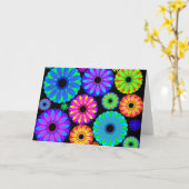 Farbenfrohe Retro-Blume-Muster auf schwarzem Hinte Karte (Gelbe Blume)