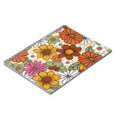 Farbenfrohe Retro-Blumenmuster im 70er-Stil. Vinta Notizblock (Linke Seite)
