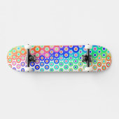 Farbenfrohe Retro Circles Skateboard (Horizontal)