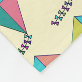 Farbenfrohe Retro Kite Muster Fleecedecke (Ecke)