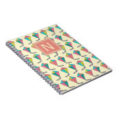 Farbenfrohe Retro Kite Muster Monogramm Notizblock (Rechte Seite)