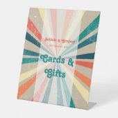 Farbenfrohe Retro Sunburst Wedding Cards Geschenke Sockelschild (Vorderseite)
