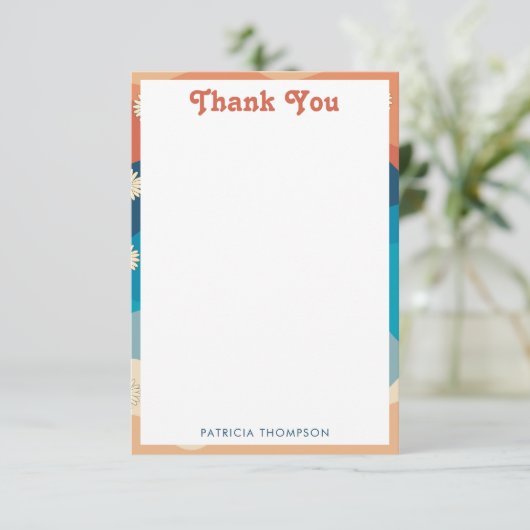 Farbenfrohe Retro Waves & Daisises Muster Dankeskarte (Stehend Vorderseite)